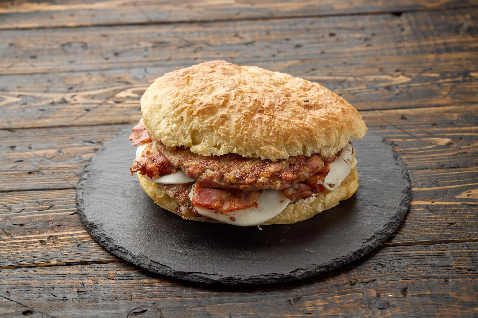 Фирменный бургер